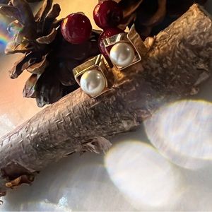 Vintage SWANK Faux Pearl Unisex Cuff Links